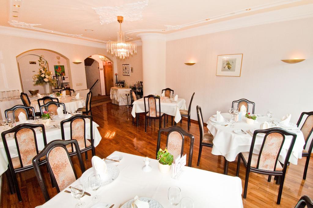 Hotel Schauenburg Tholey ภายนอก รูปภาพ